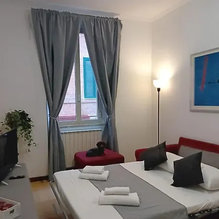 Apartment Vatican Elvira 2 *
